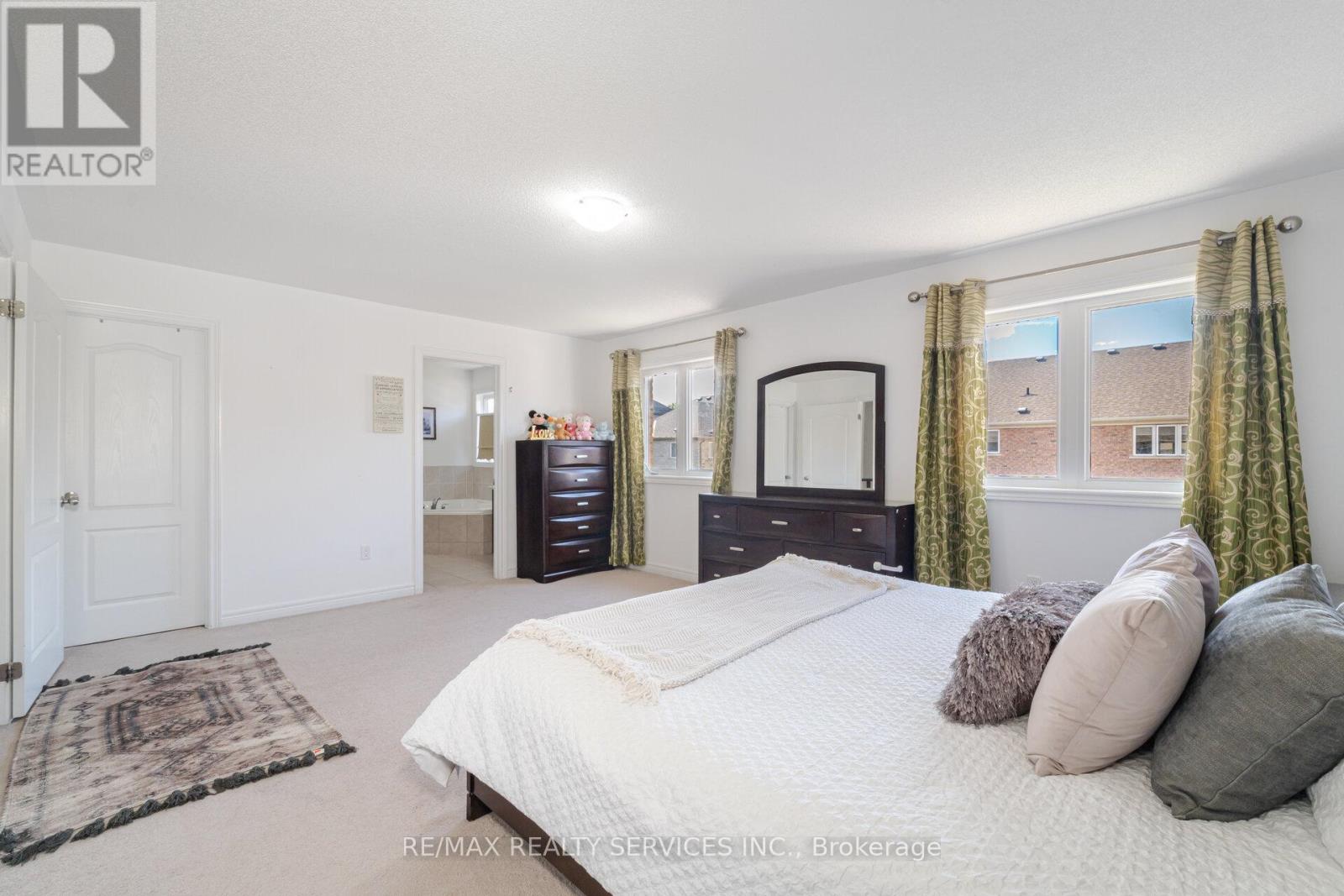 16 Rougebank Avenue, Caledon, Ontario  L7C 3V1 - Photo 27 - W12171066