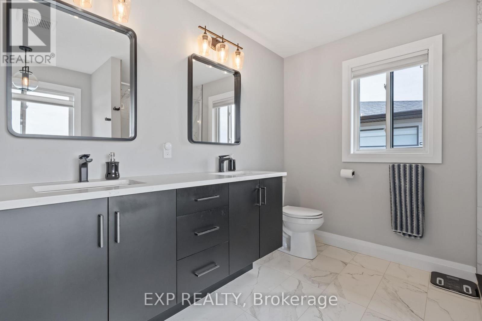 29 Locky Lane, Middlesex Centre, Ontario  N0L 1R0 - Photo 19 - X12175211