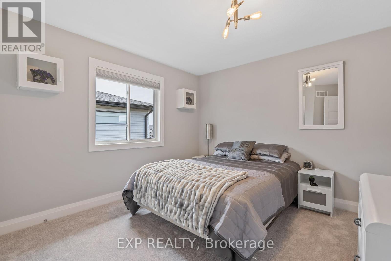 29 Locky Lane, Middlesex Centre, Ontario  N0L 1R0 - Photo 26 - X12175211