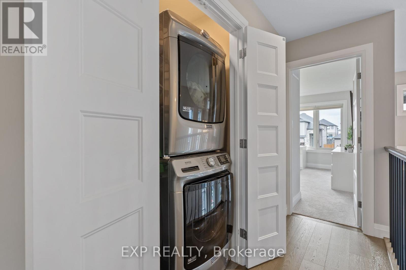 29 Locky Lane, Middlesex Centre, Ontario  N0L 1R0 - Photo 28 - X12175211