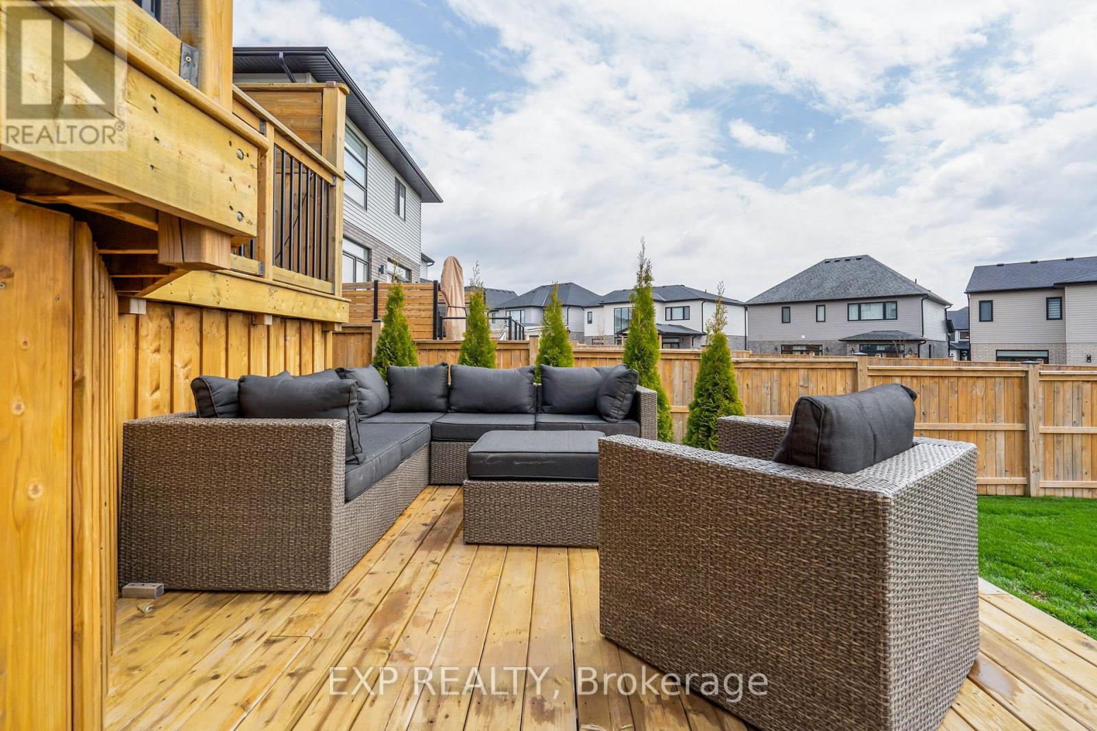 29 Locky Lane, Middlesex Centre, Ontario  N0L 1R0 - Photo 31 - X12175211