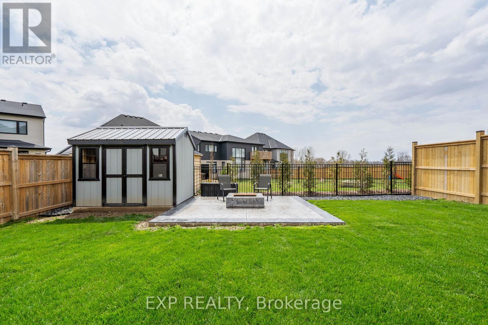 29 Locky Lane, Middlesex Centre, Ontario  N0L 1R0 - Photo 32 - X12175211