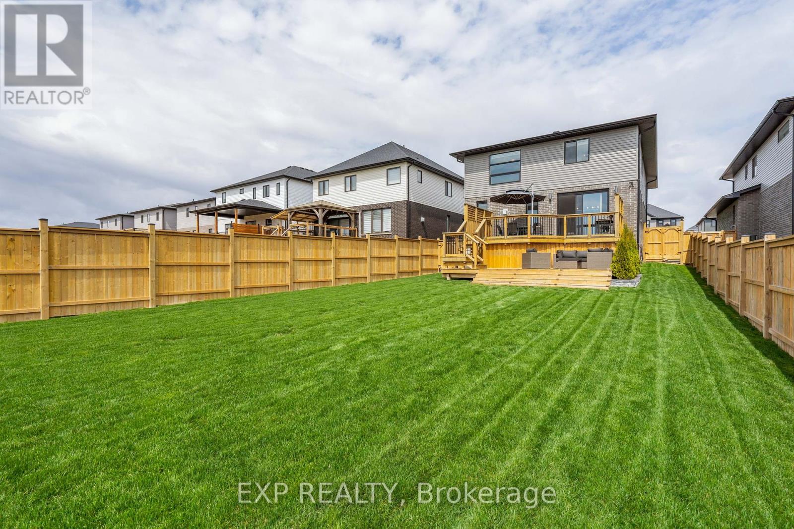 29 Locky Lane, Middlesex Centre, Ontario  N0L 1R0 - Photo 35 - X12175211