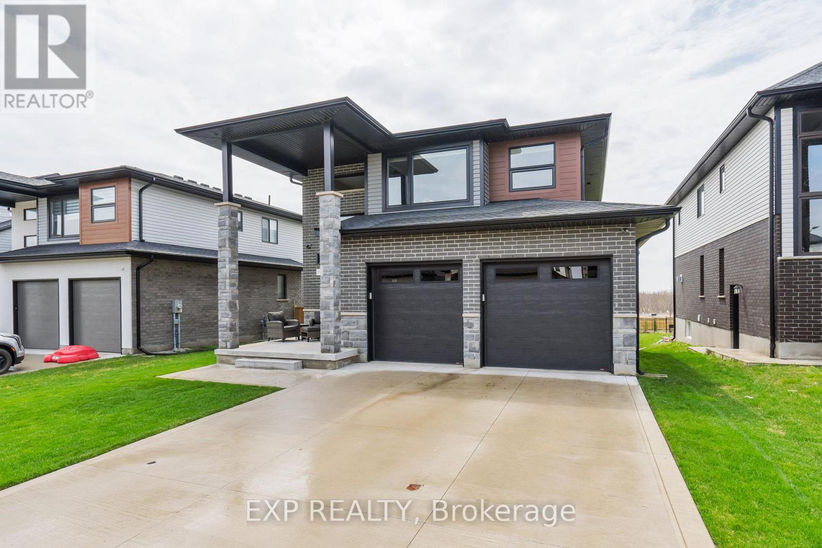 29 Locky Lane, Middlesex Centre, Ontario  N0L 1R0 - Photo 39 - X12175211