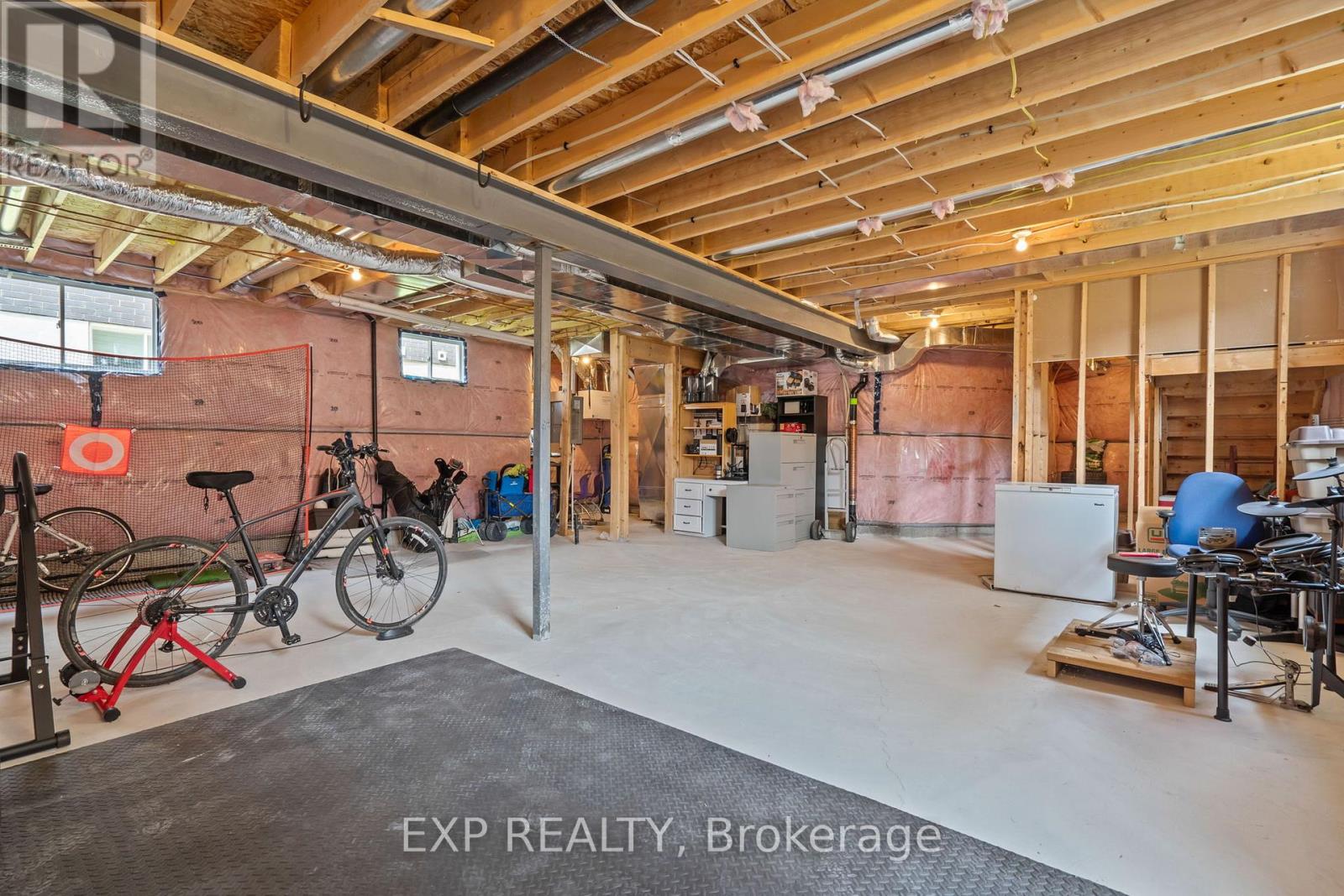 29 Locky Lane, Middlesex Centre, Ontario  N0L 1R0 - Photo 40 - X12175211