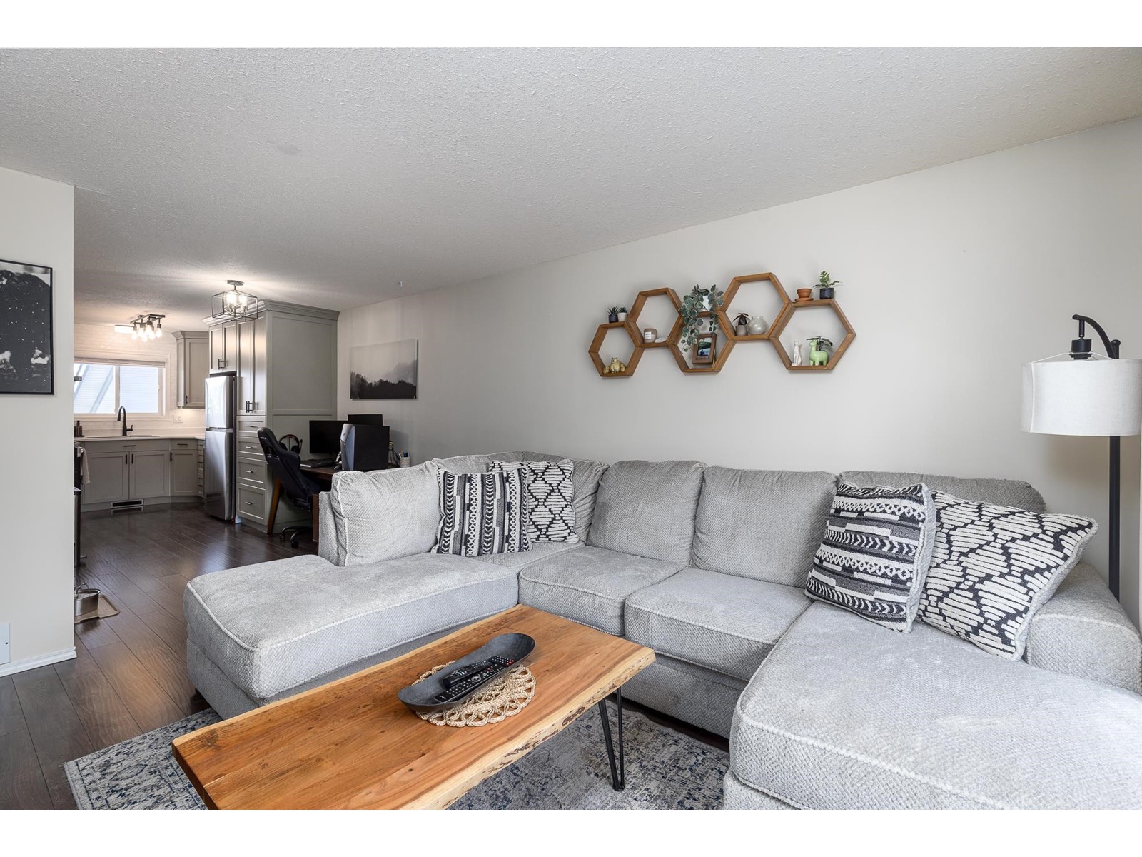 Property at 16 5770 VEDDER ROAD image 1