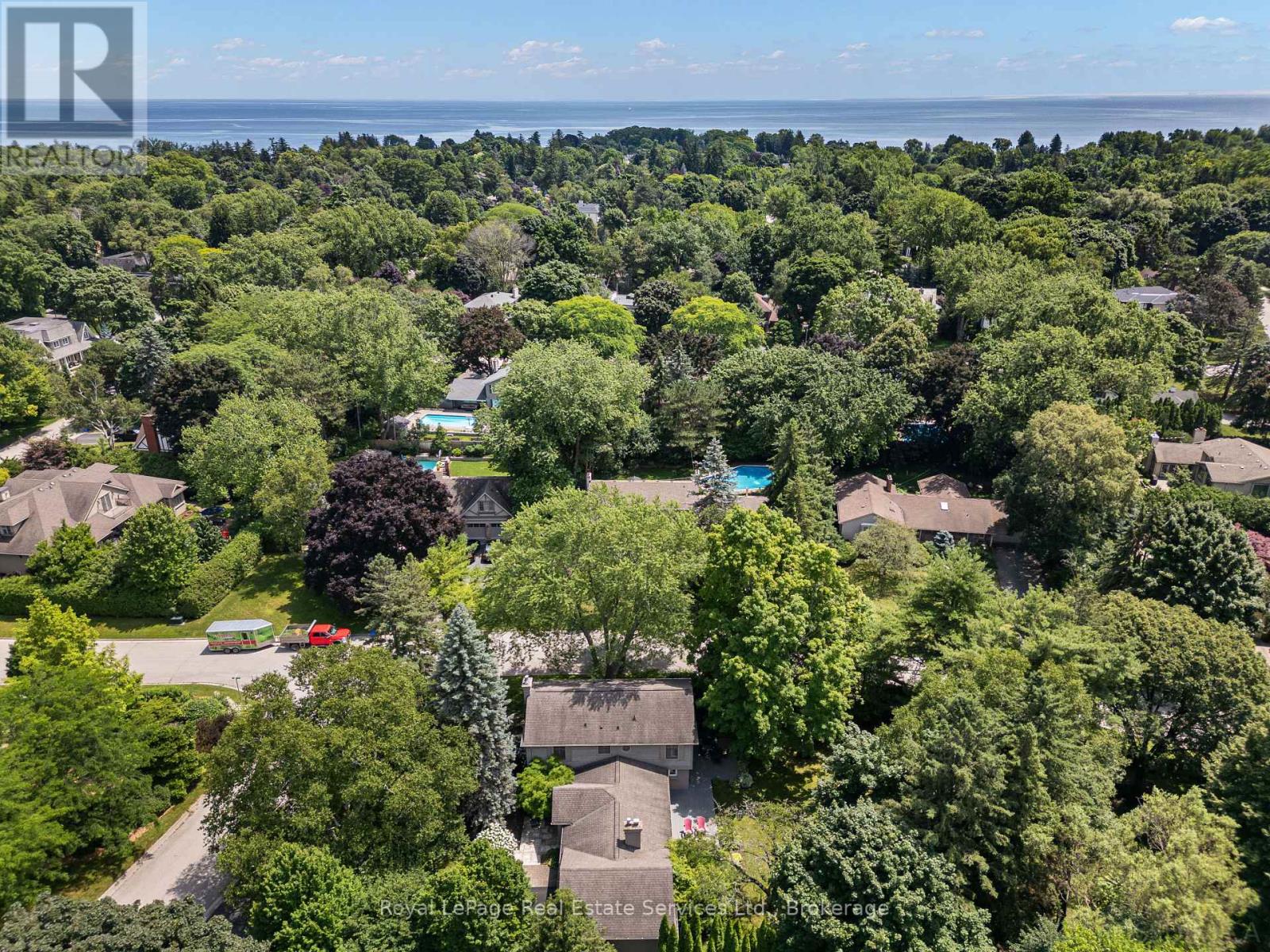 250 Dalewood Drive, Oakville, Ontario  L6J 4P3 - Photo 49 - W12175281