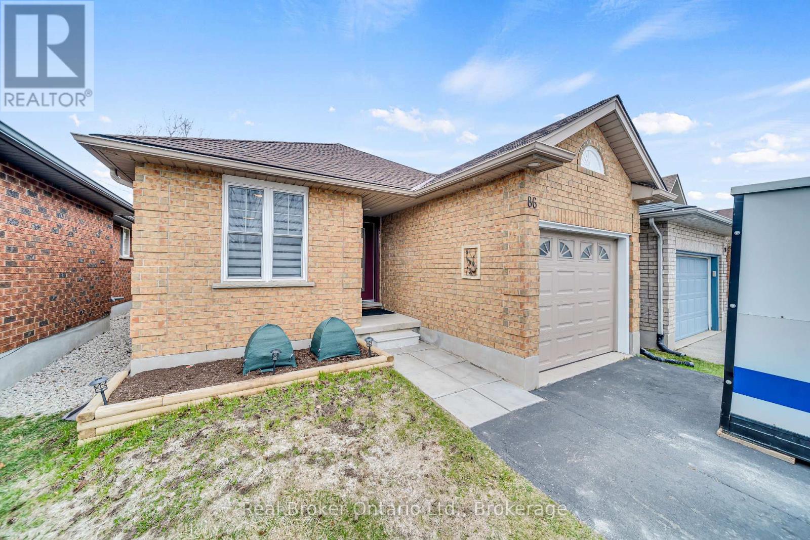 Property at 86 MILSON CRESCENT image 3