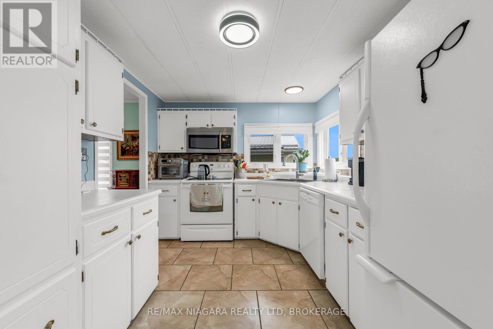 Property at 356 - 3033 TOWNLINE ROAD image 4