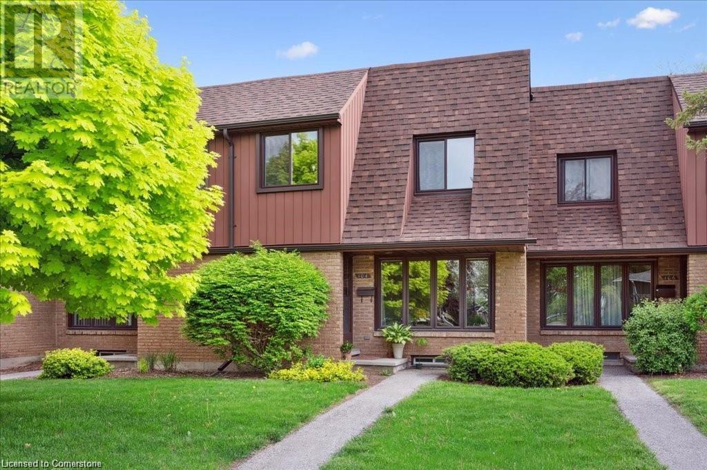 104 Kingswood Drive, Kitchener, Ontario  N2E 1S9 - Photo 1 - 40733978