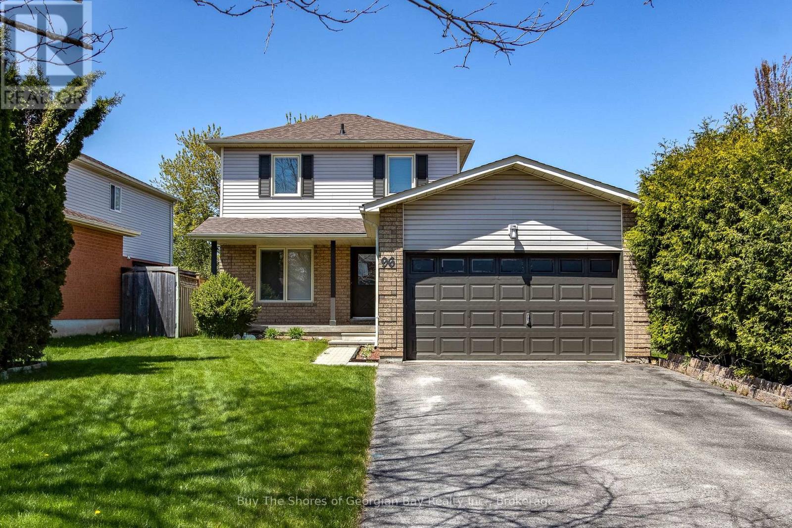 96 BARRE DRIVE, Barrie, Ontario