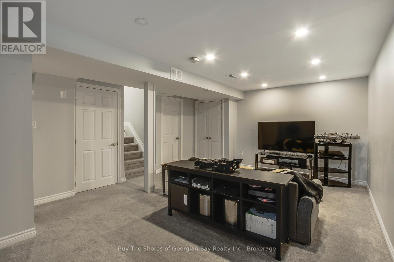 96 Barre Drive, Barrie (Painswick North), Ontario  L4N 7P1 - Photo 23 - S12175291