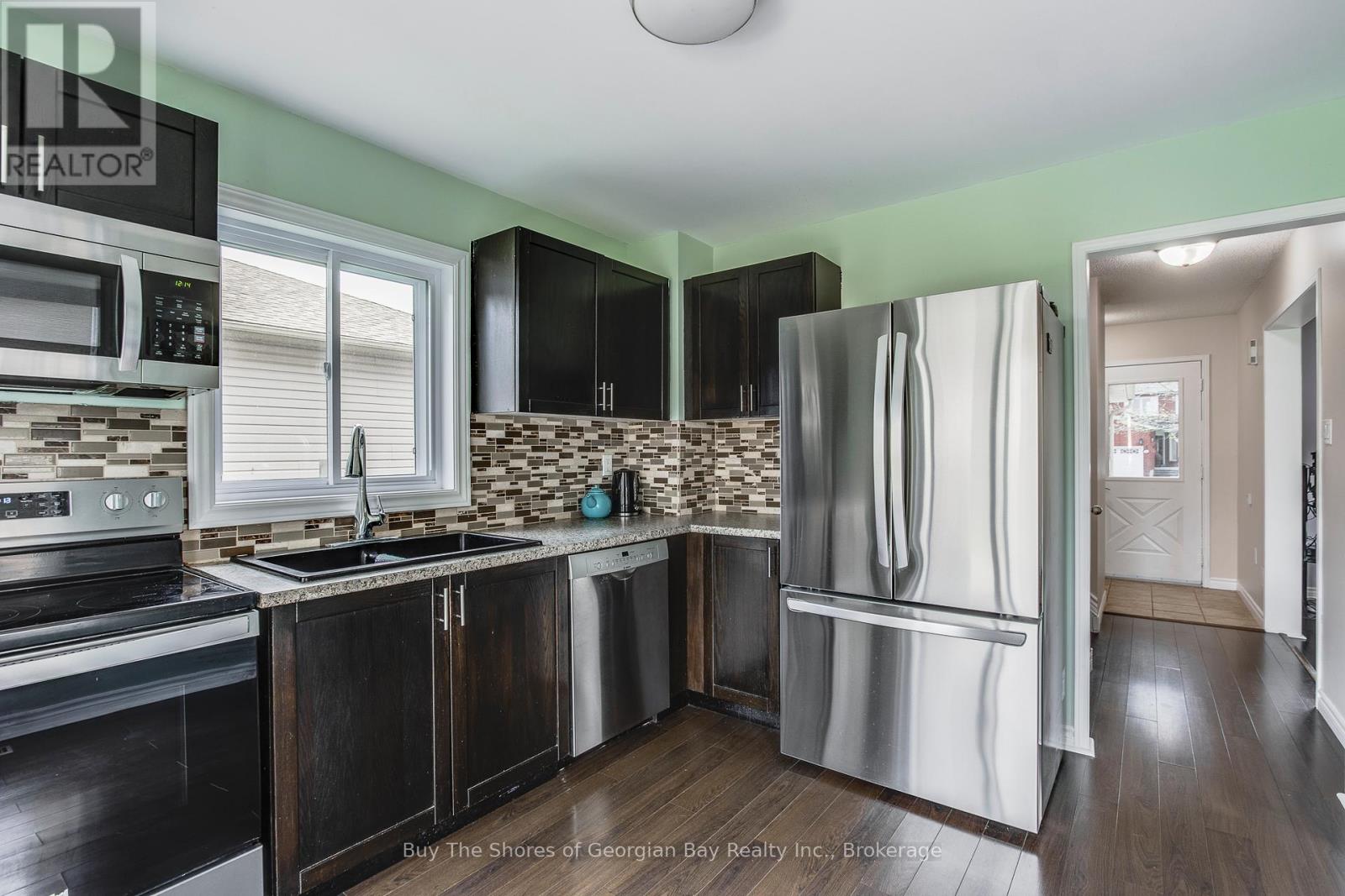 96 Barre Drive, Barrie (Painswick North), Ontario  L4N 7P1 - Photo 7 - S12175291