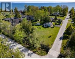 8 JAMES AVENUE, wasaga beach, Ontario
