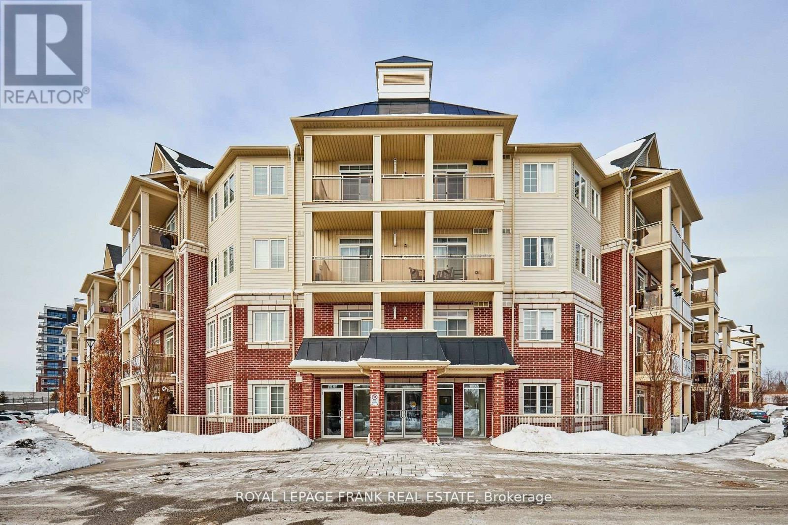 112 - 84 ASPEN SPRINGS DRIVE, Clarington, Ontario
