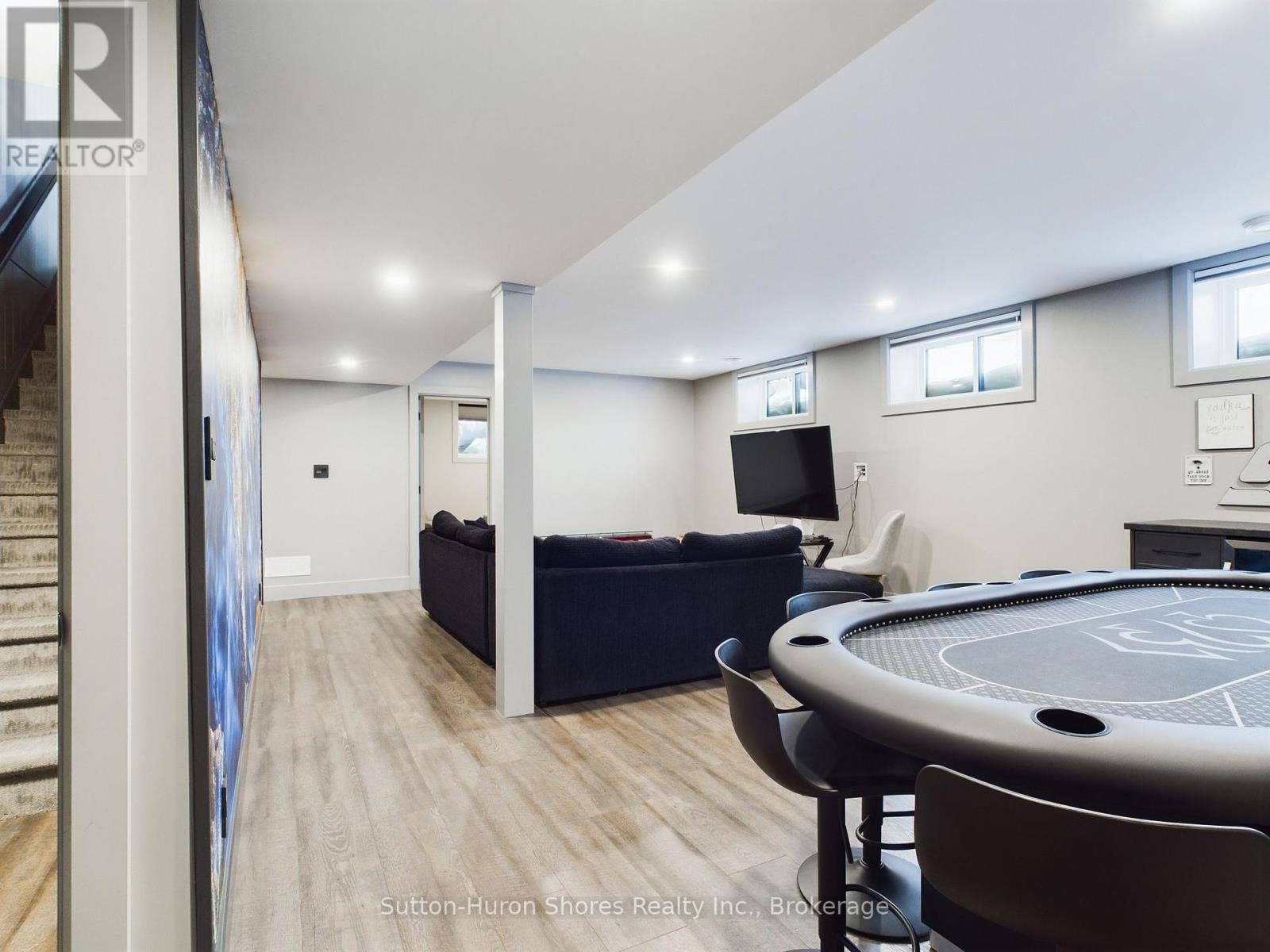17 Westlinks Drive, Saugeen Shores, Ontario  N0H 2C3 - Photo 28 - X11962975