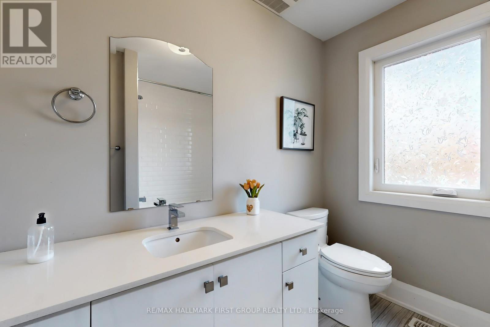 2 Helen Avenue, Toronto, Ontario  M6N 2B4 - Photo 12 - W12175321