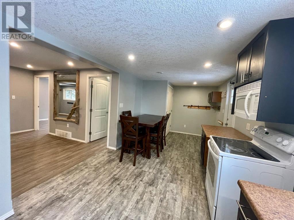 4927 10 Avenue, Edson, Alberta  T7E 1E6 - Photo 8 - A2189799