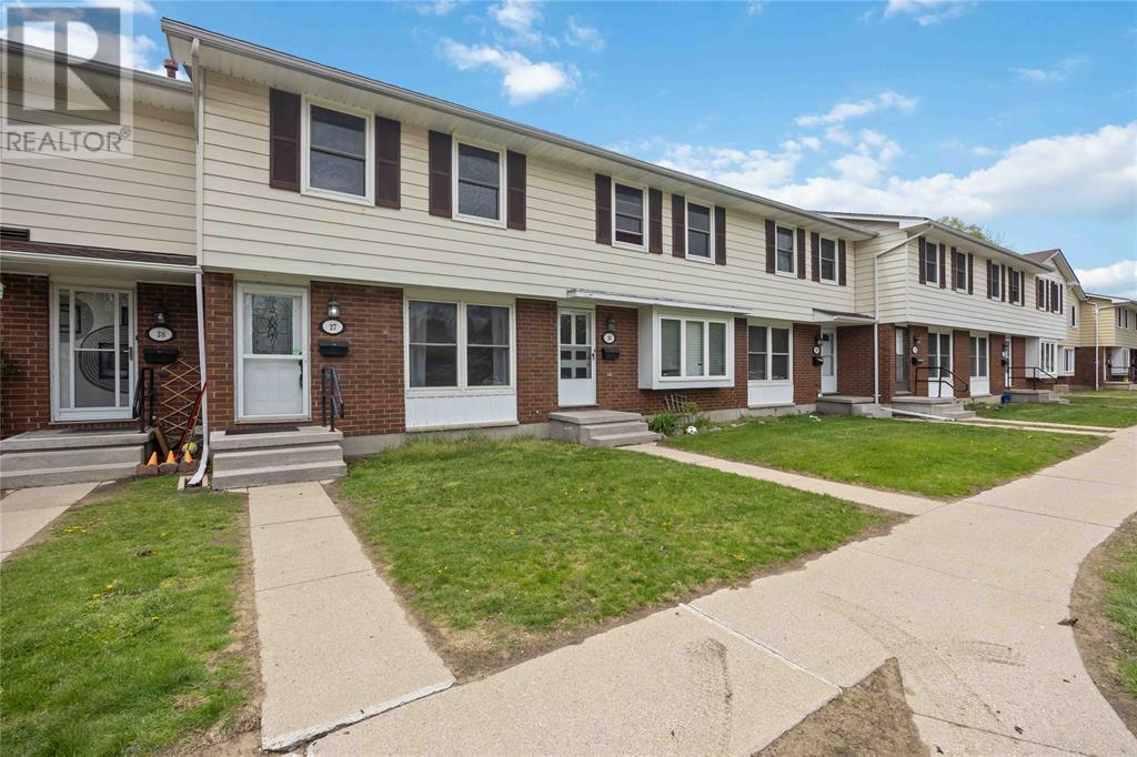 825 Exmouth STREET Unit# 27, sarnia, Ontario