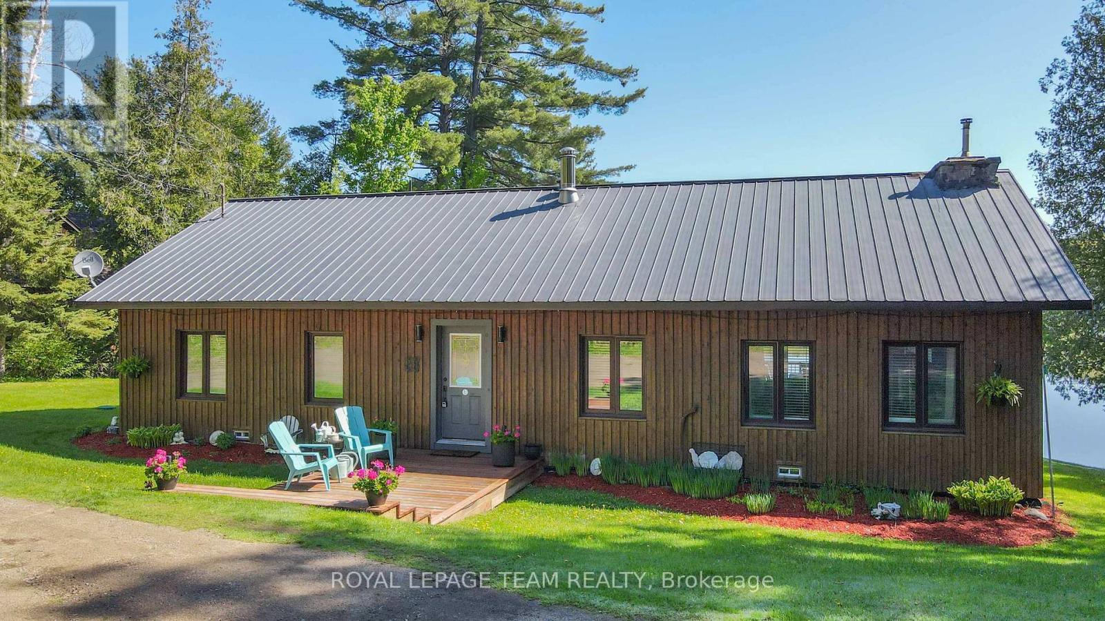 Property at 31 GLOFCHESKI LANE image 2