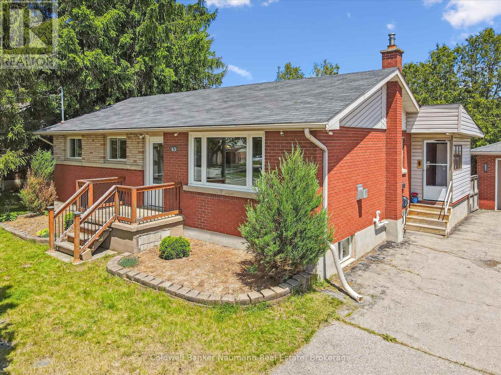43 SILVERCREEK PARKWAY N, Guelph, Ontario