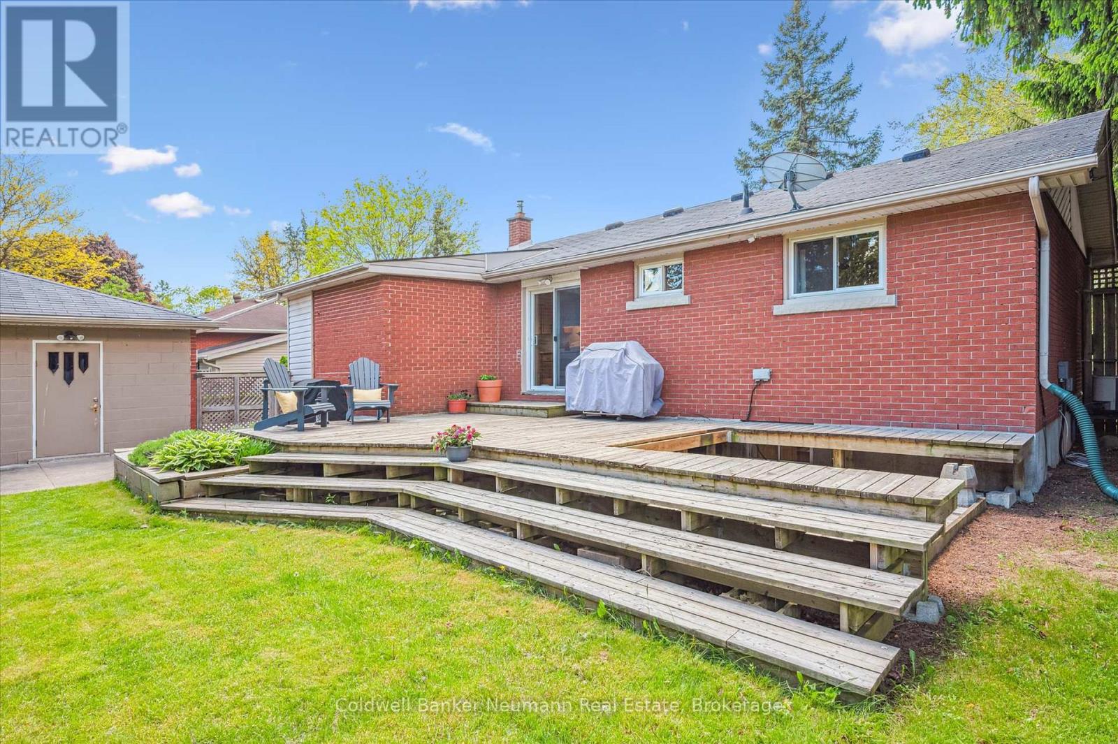 43 Silvercreek Parkway N, Guelph, Ontario  N1H 3T1 - Photo 30 - X12175170