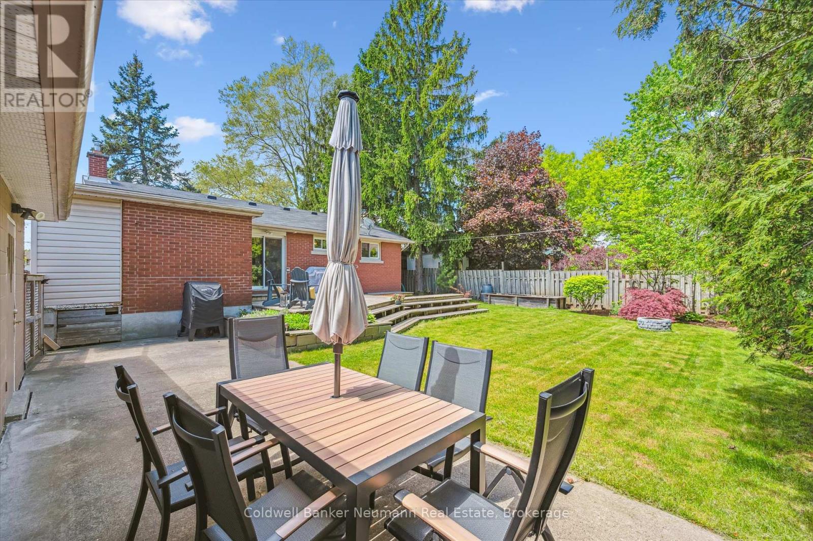 43 Silvercreek Parkway N, Guelph (Junction/onward Willow), Ontario  N1H 3T1 - Photo 35 - X12175170