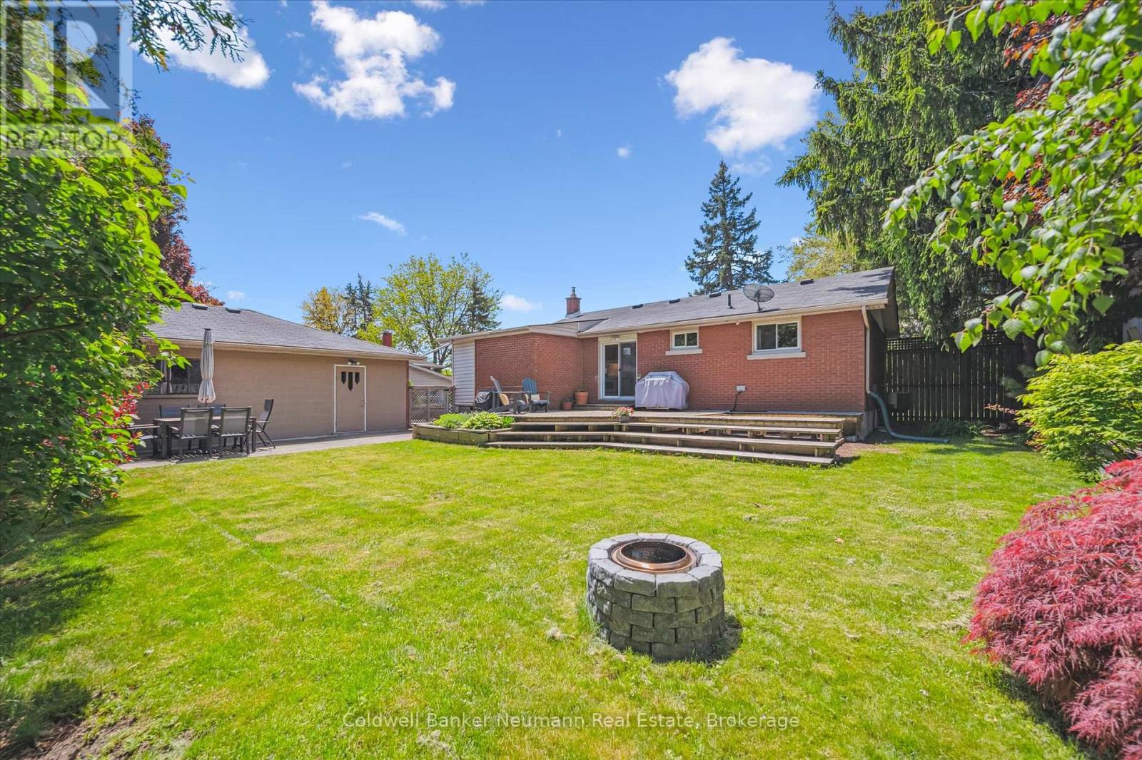 43 Silvercreek Parkway N, Guelph (Junction/onward Willow), Ontario  N1H 3T1 - Photo 36 - X12175170