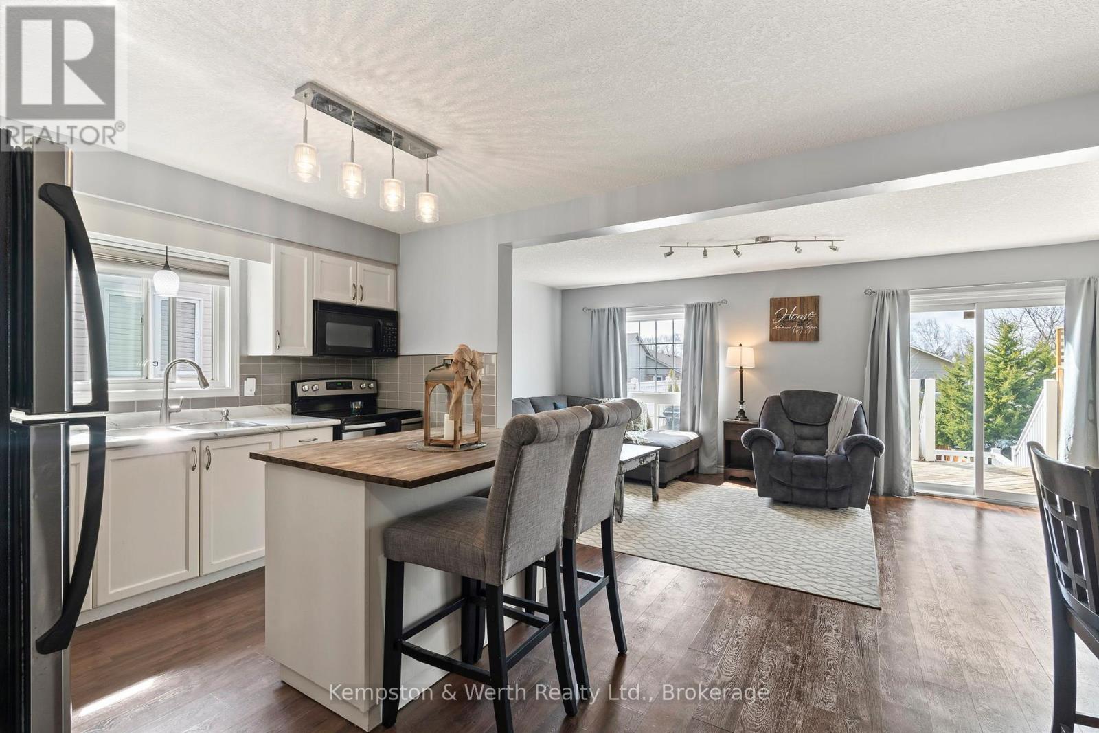 730 Rogers Road W, North Perth, Ontario  N4W 0A1 - Photo 6 - X12175221