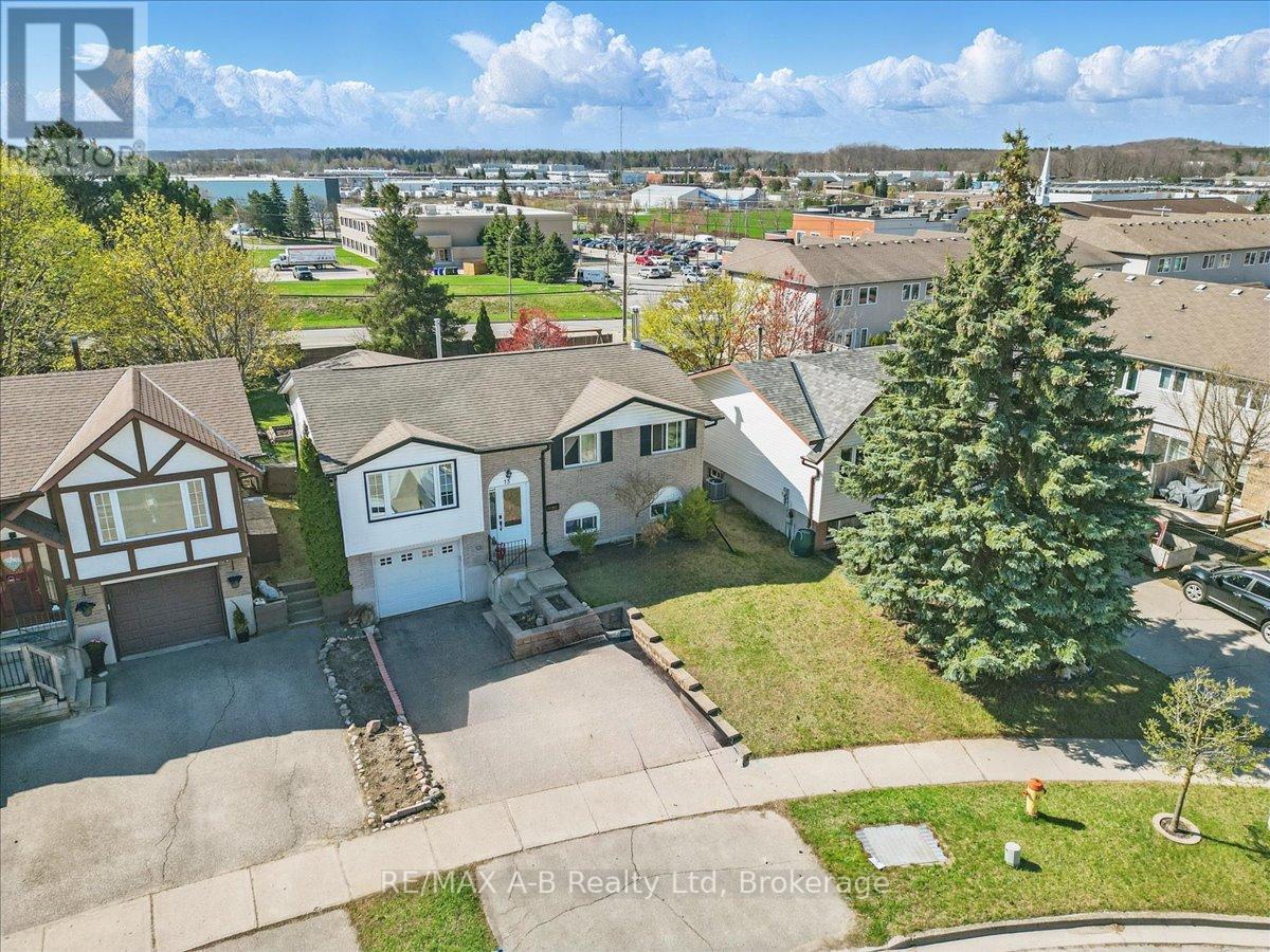 Property at 73 SOUTHWOOD DRIVE image 1