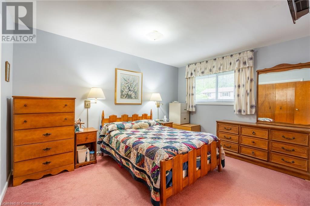 35 Kemp Drive, Dundas, Ontario  L9H 2N1 - Photo 13 - 40733321