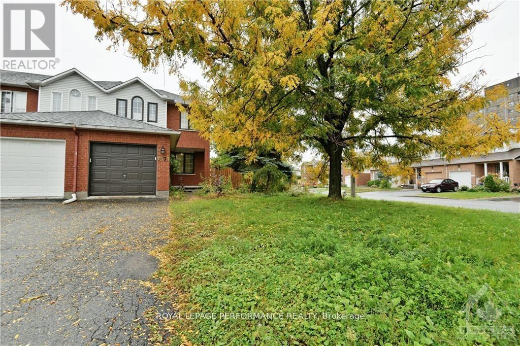 Property at 1579 MARLEY CRESCENT SE image 1