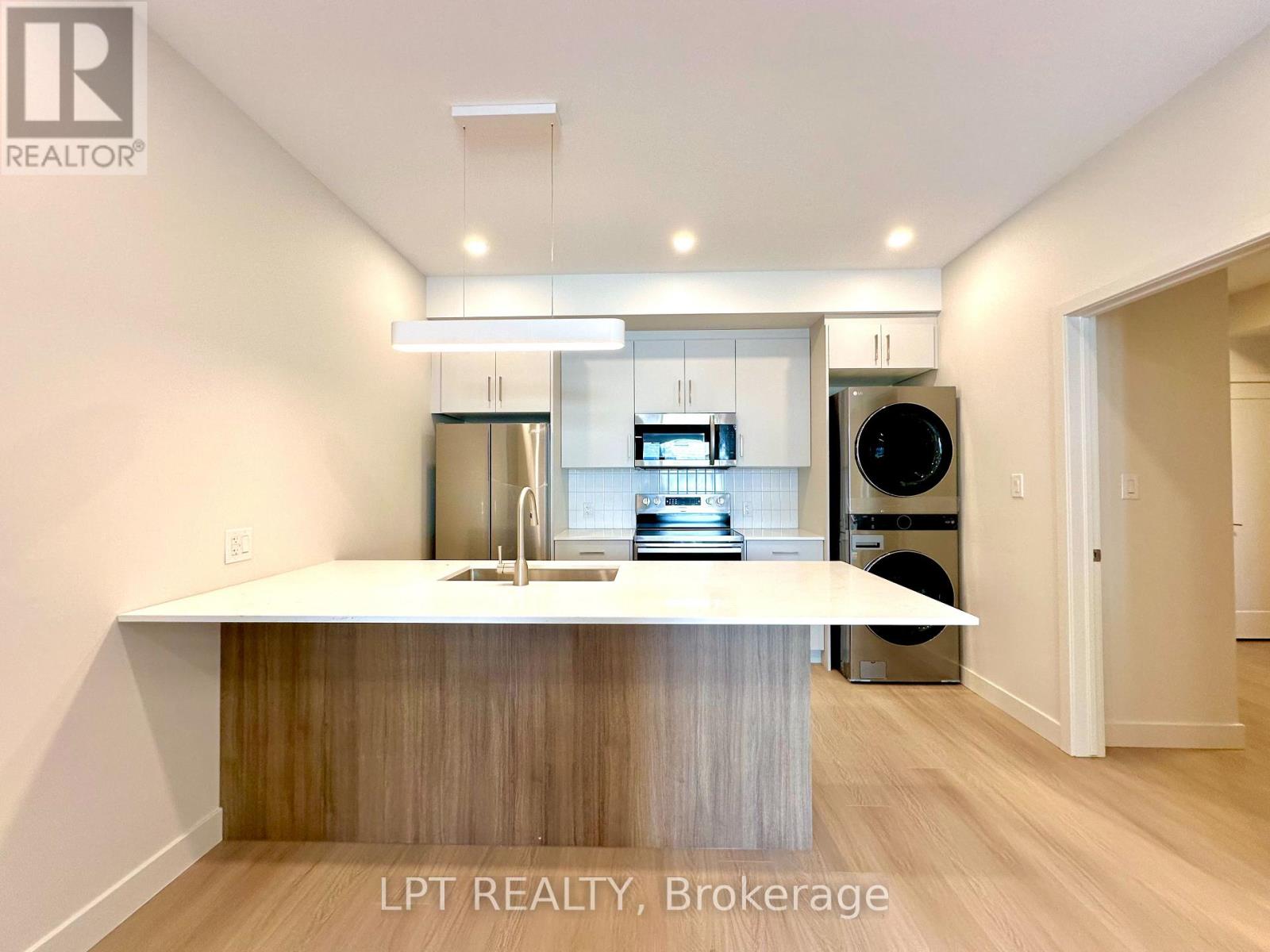 6 - 260 St Denis Street, Ottawa, Ontario  K1L 5J5 - Photo 2 - X12175240