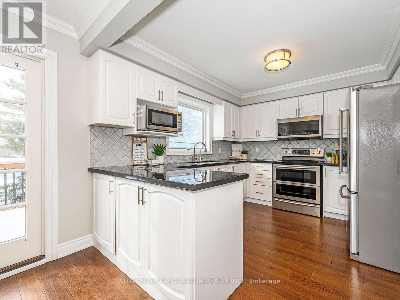 238 Elderwood Trail, Oakville, Ontario  L6H 5W2 - Photo 8 - W12141154