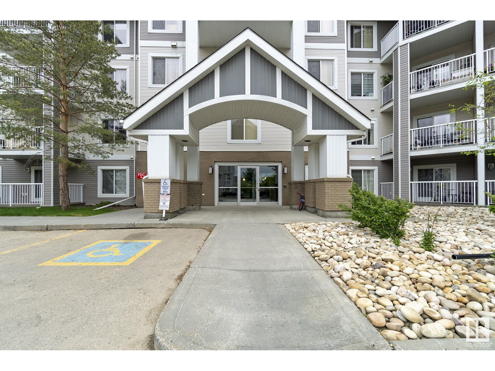 #207 4403 23 St Nw, Edmonton, Alberta  T6T 0E4 - Photo 2 - E4438675