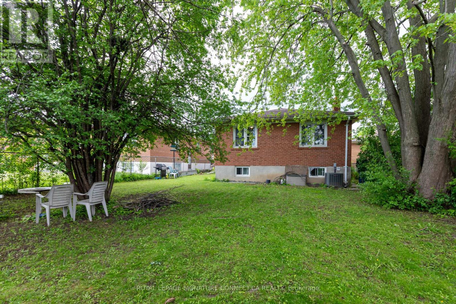 484 Drewry Avenue, Toronto, Ontario  M2R 2K8 - Photo 18 - C12175201