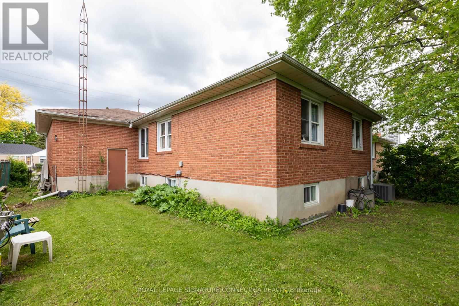 484 Drewry Avenue, Toronto, Ontario  M2R 2K8 - Photo 19 - C12175201