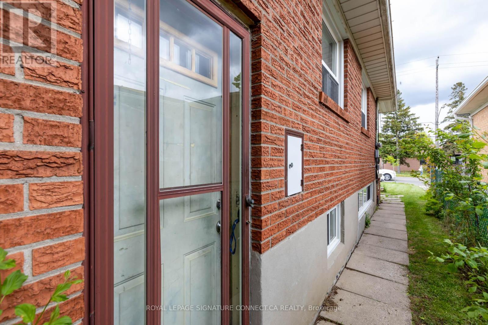 484 Drewry Avenue, Toronto, Ontario  M2R 2K8 - Photo 22 - C12175201