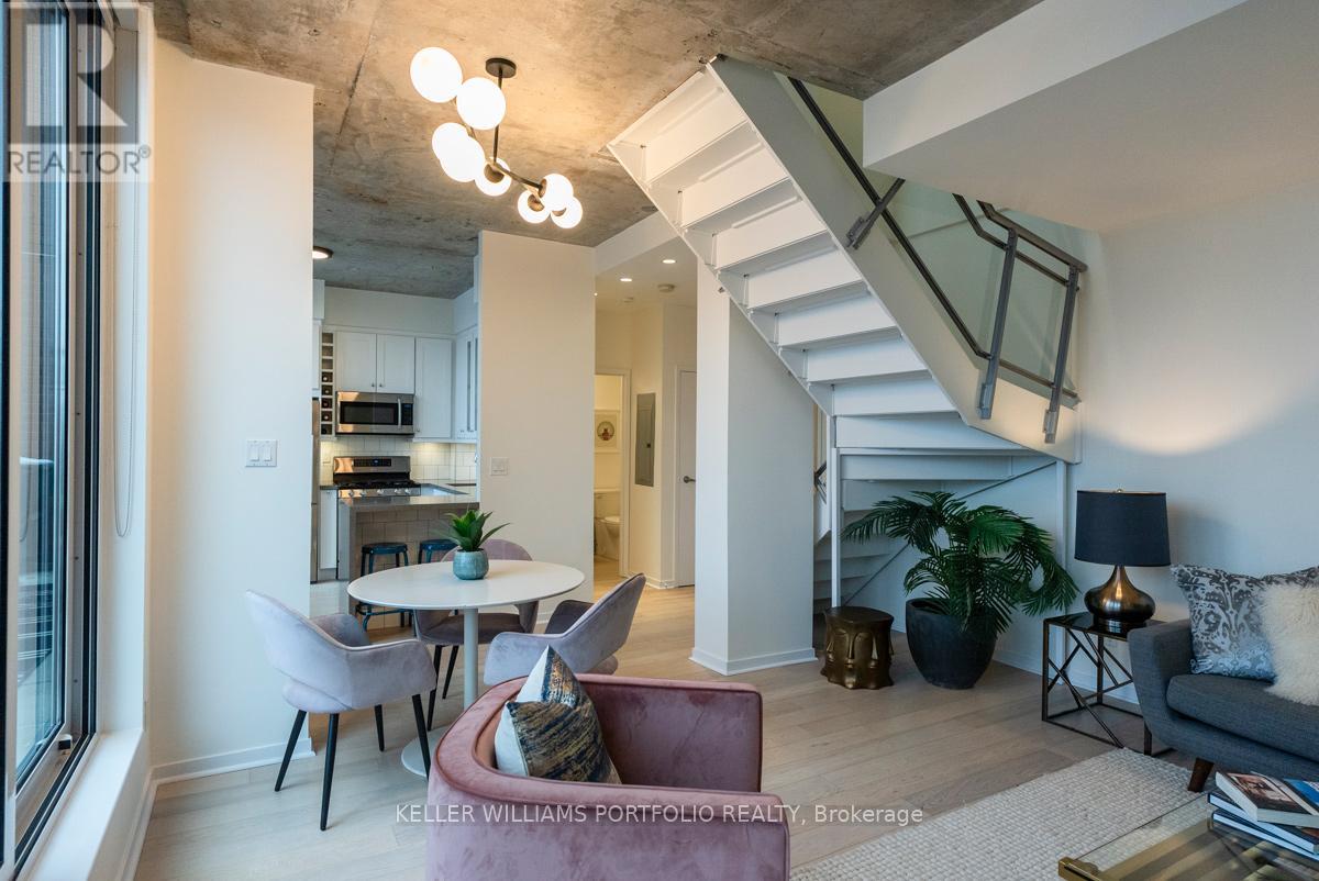 Ph 806 - 301 Markham Street, Toronto, Ontario  M6J 3X2 - Photo 6 - C12175268