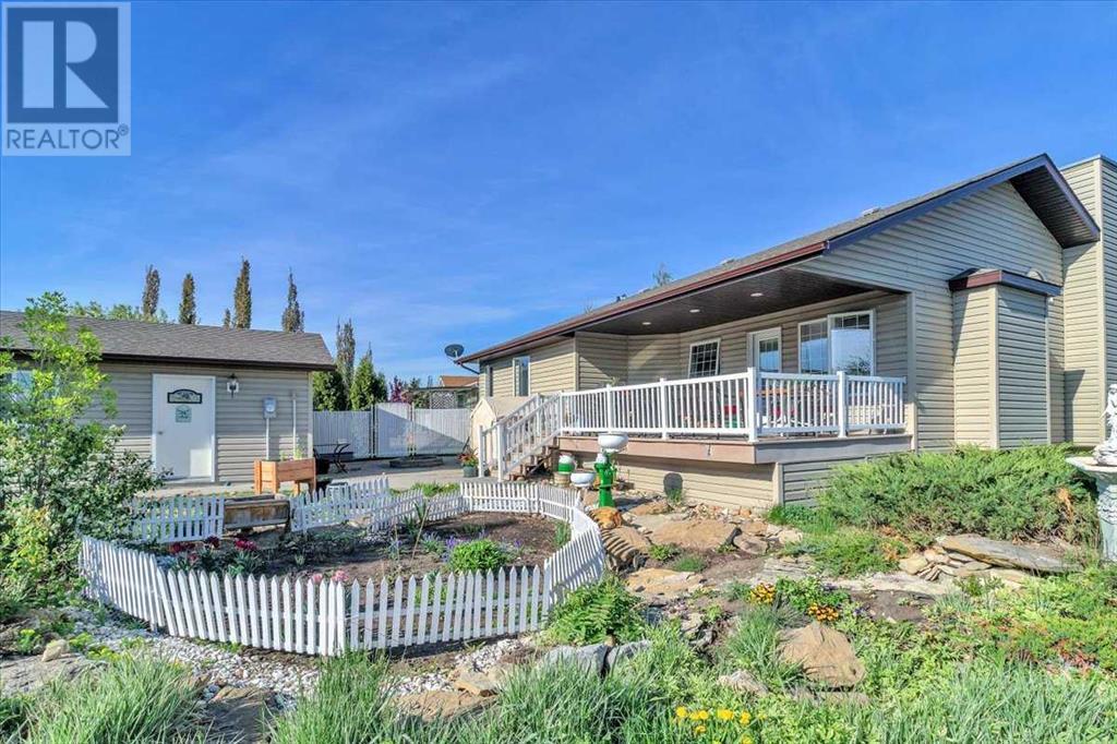 107 Monica Bay, Carstairs, Alberta  T0M 0N0 - Photo 38 - A2223850