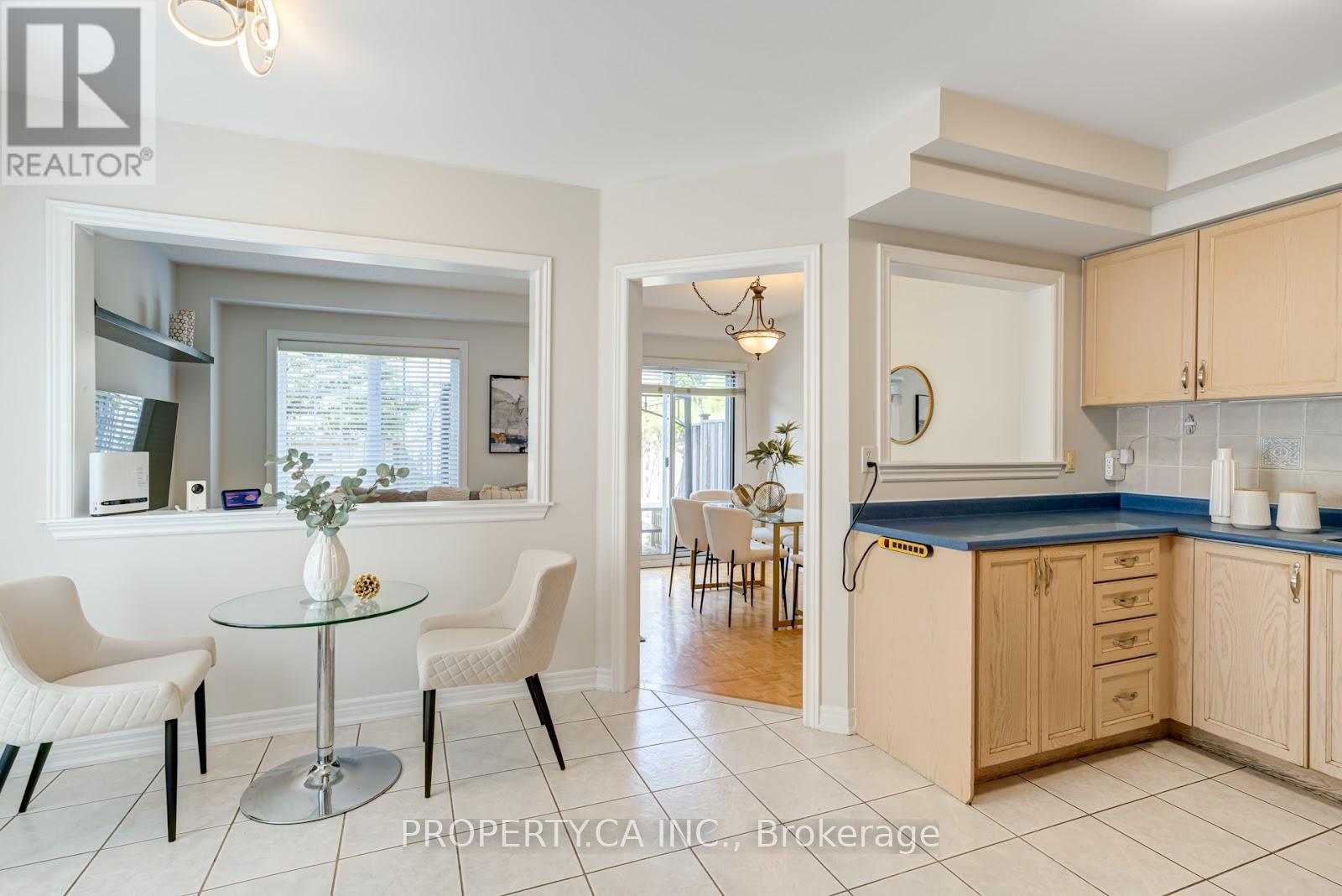 Property at 137 PRESTON HILL CRESCENT image 4