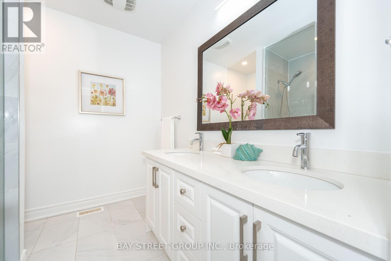 442 Sunset Beach Road, Richmond Hill, Ontario  L4E 3J2 - Photo 29 - N12175366