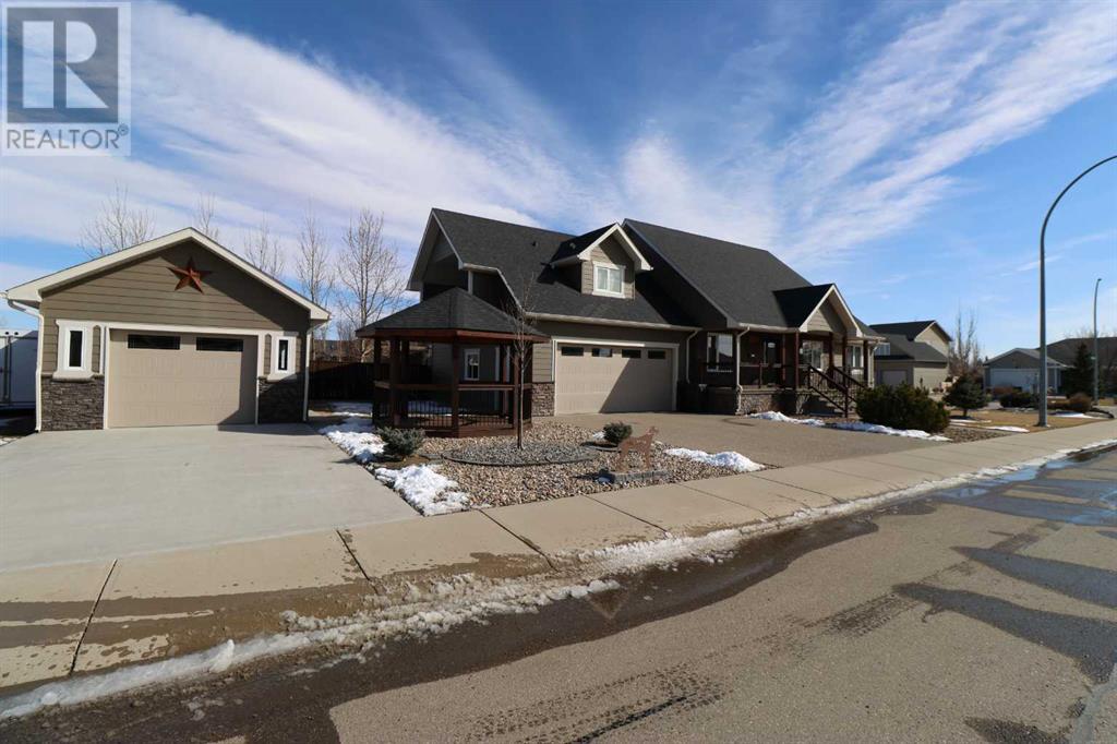 734 Northridge Ave, Picture Butte, Alberta  T0K 1V0 - Photo 2 - A2204123