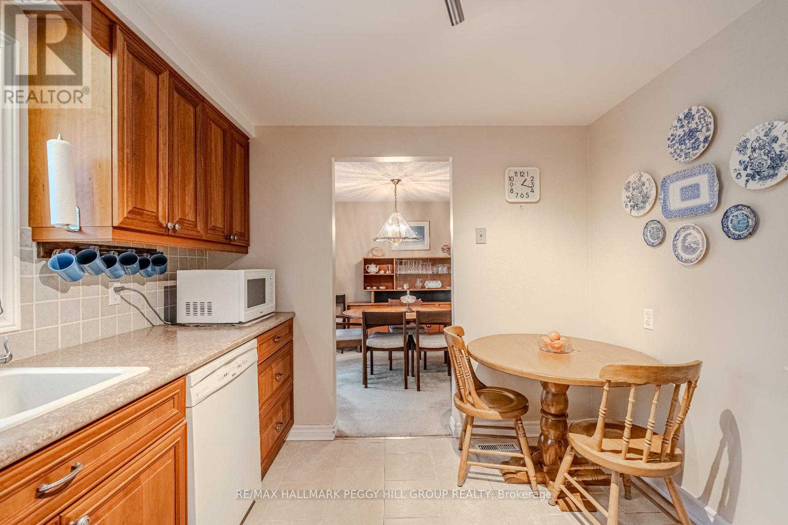 59 Indian Arrow Road, Barrie, Ontario  L4M 5P1 - Photo 4 - S12175355