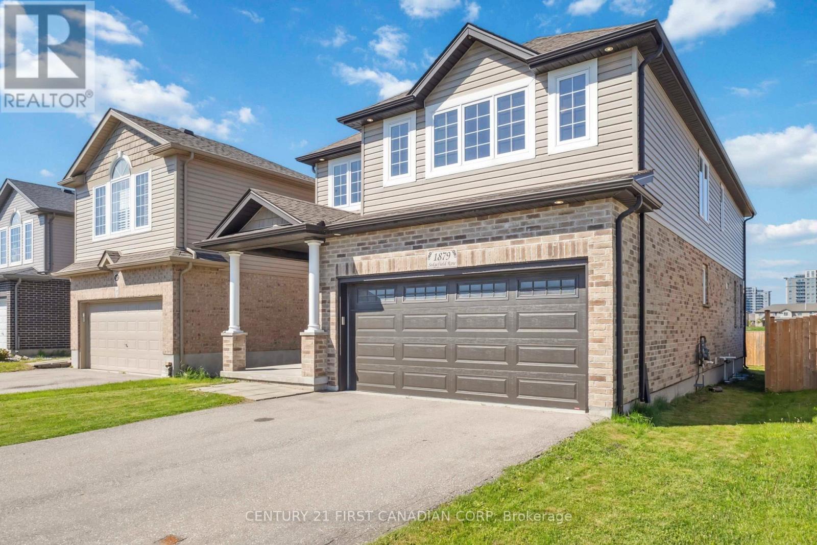1879 Sedgefield Row, London North, Ontario  N6G 0G4 - Photo 3 - X12175430