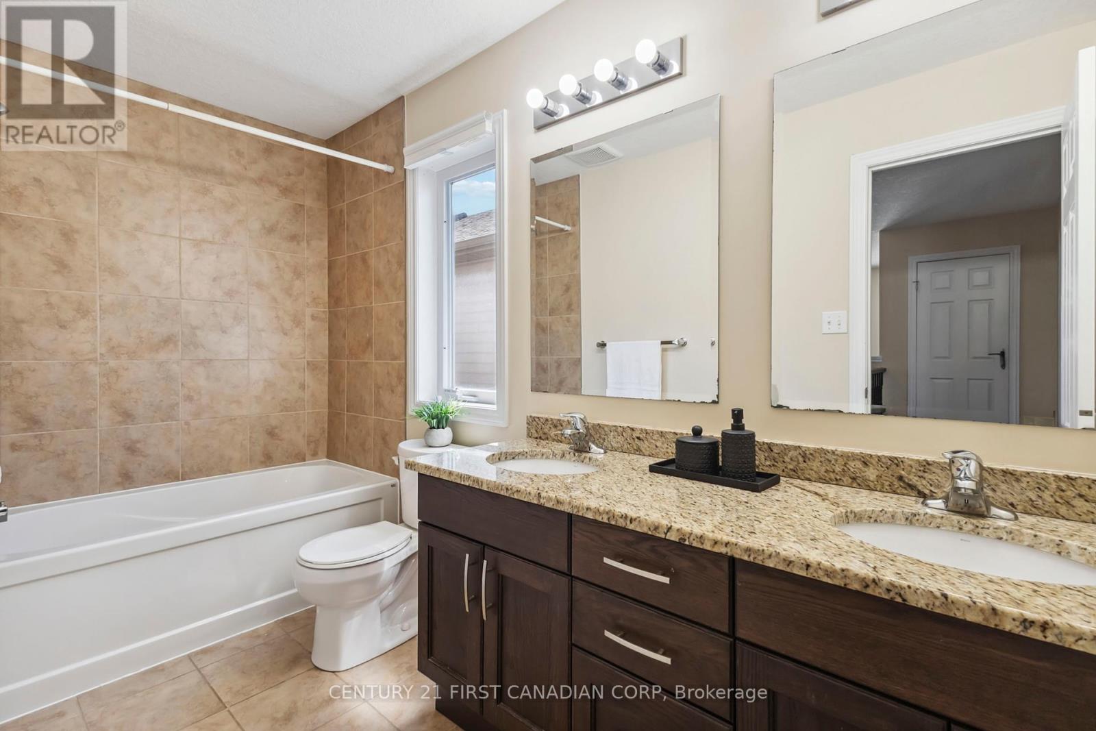 1879 Sedgefield Row, London North, Ontario  N6G 0G4 - Photo 32 - X12175430