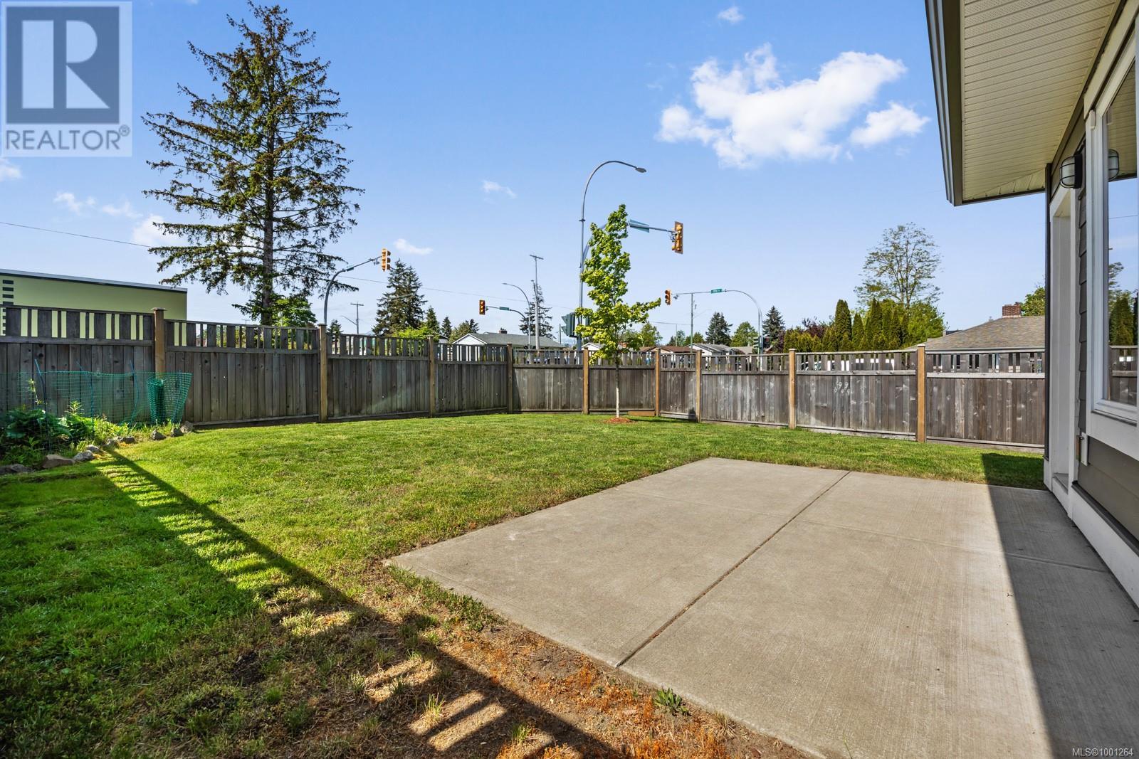 B 492 17th St, Courtenay, British Columbia  V9N 7P1 - Photo 25 - 1001264