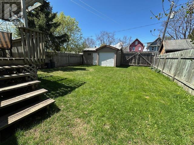 423 Catherine St, Thunder Bay, Ontario  P7E 1K9 - Photo 4 - TB251369