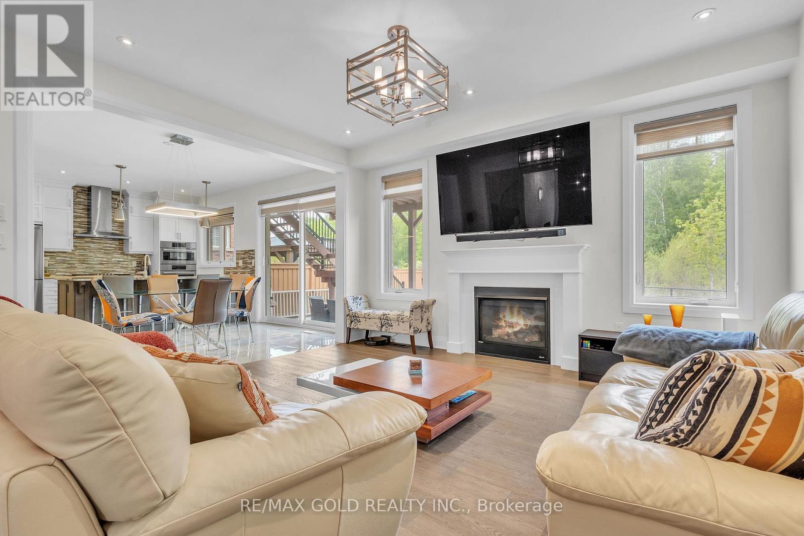 88 Newhouse Boulevard, Caledon, Ontario  L7C 4E4 - Photo 18 - W12175156
