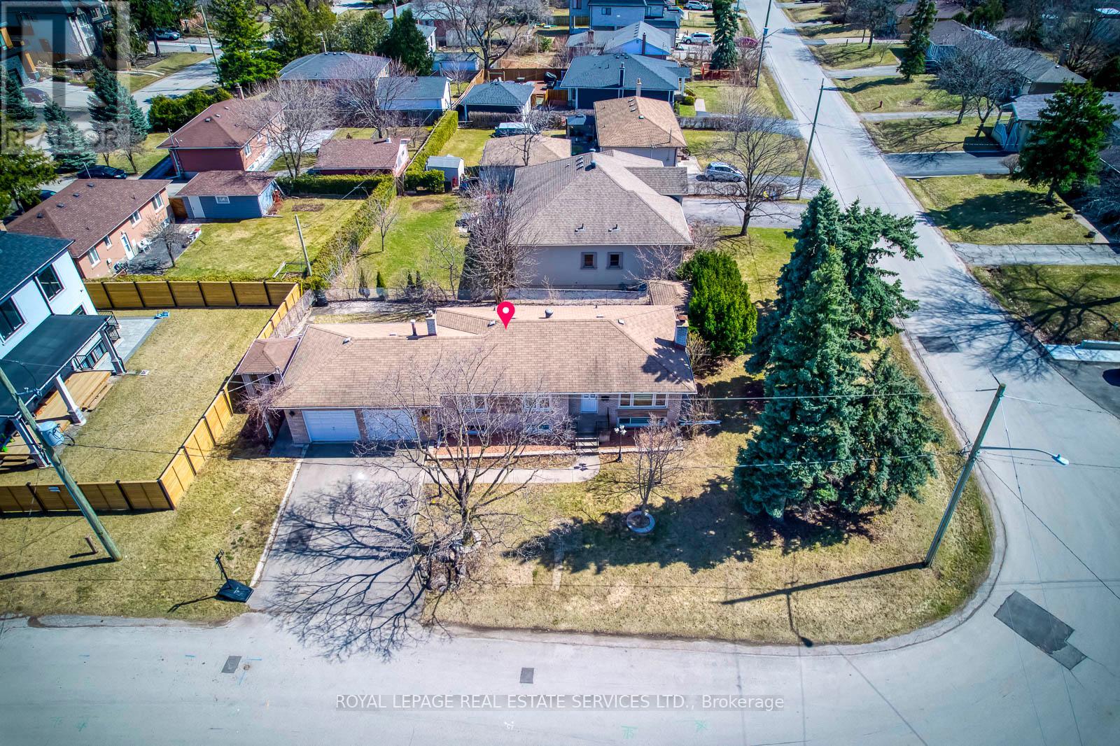 577 TRUDALE COURT, Oakville, Ontario